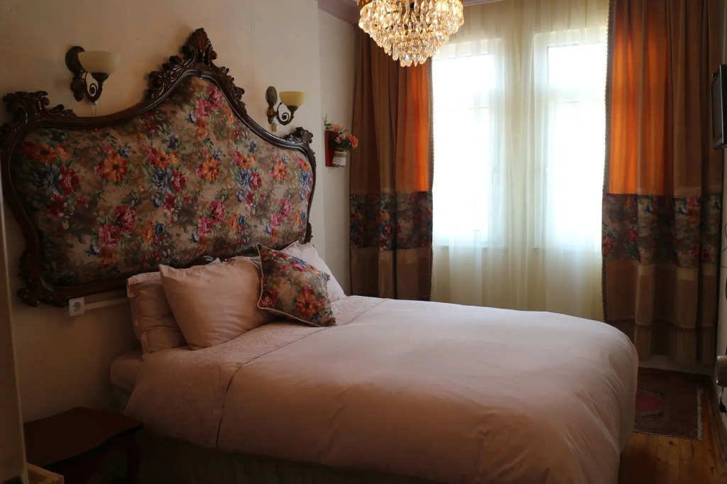 Nensie'S Boutique Hotel