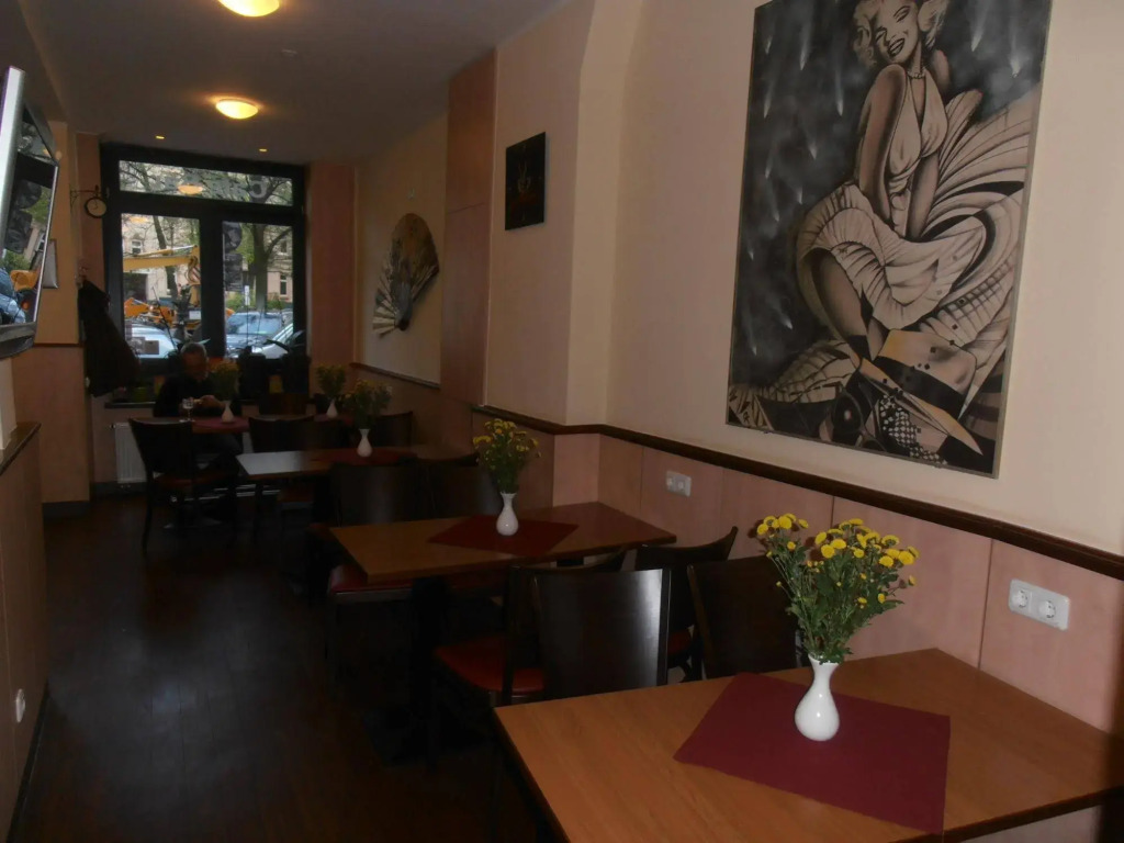 Altan Hotel