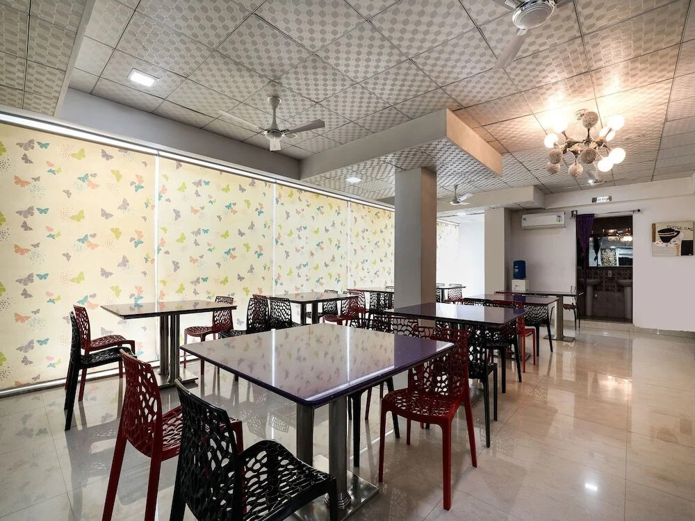 Akhand Homes by OYO Rooms