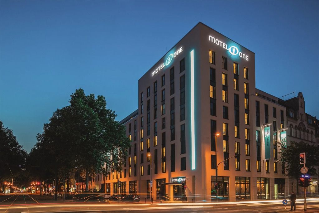 Motel One Düsseldorf-Hauptbahnhof