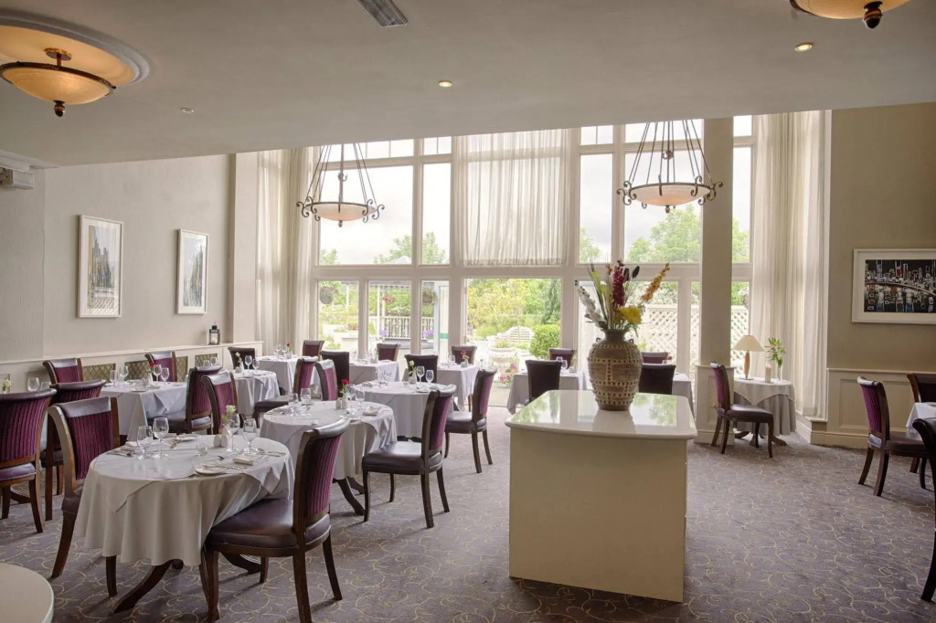 Ashdown Park Hotel