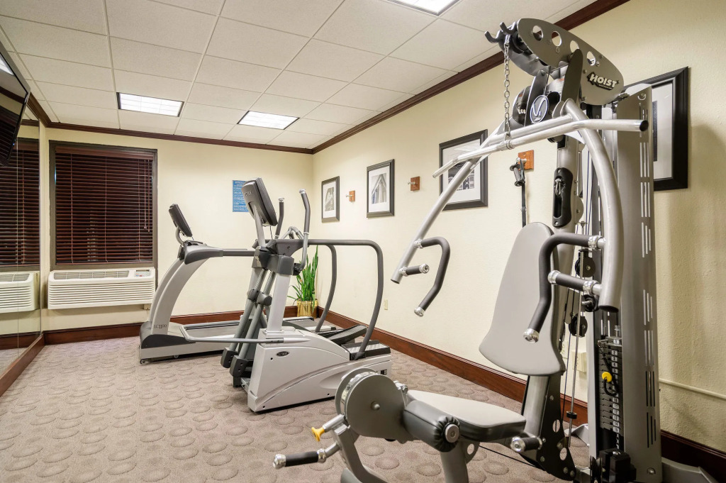 Comfort Inn & Suites Newark - Wilmington