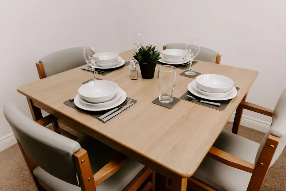 Hardwick Haven Modern 3BR Townhouse Retreat With Free Parking
