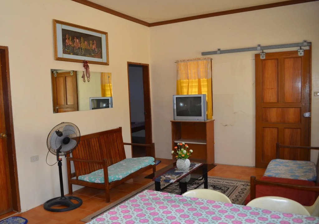 White Beach Hotel