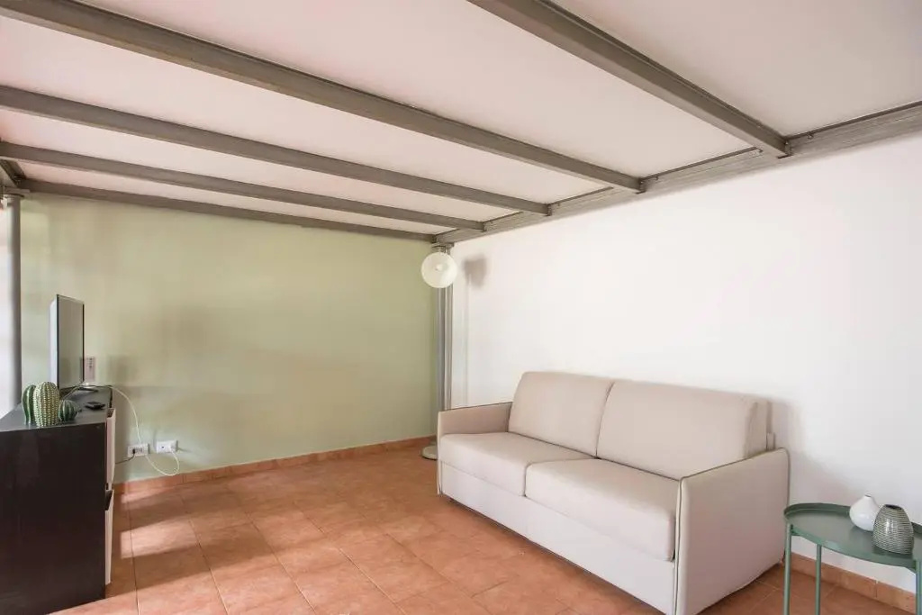ALTIDO Spacious Apt for 4 in Pisan Residential Area