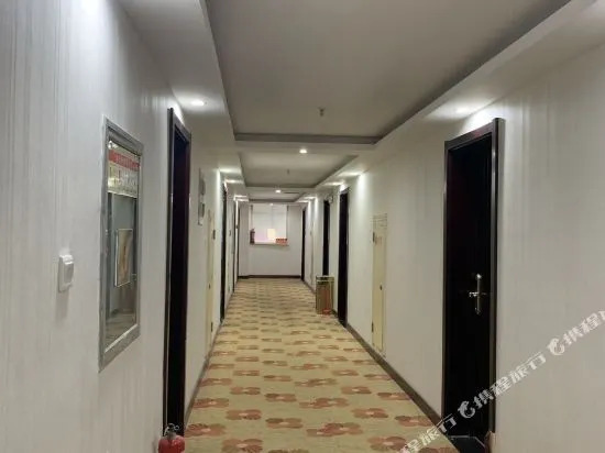 Sunshine Hotel (Yuncheng Wanda Plaza Central Hospital)