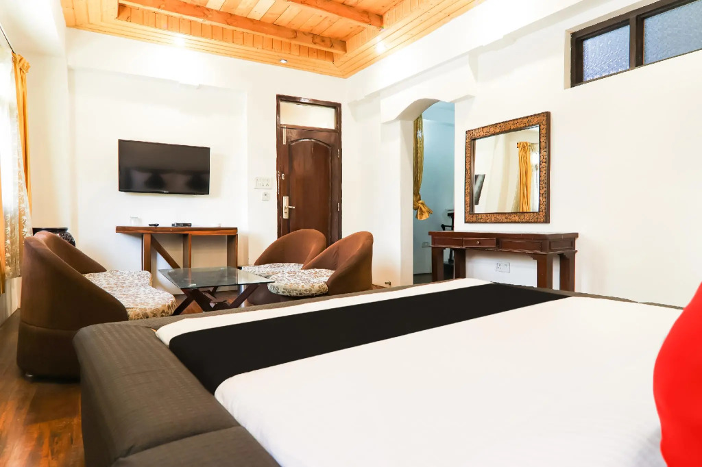 Capital O 44536 Hotel Pc Palace