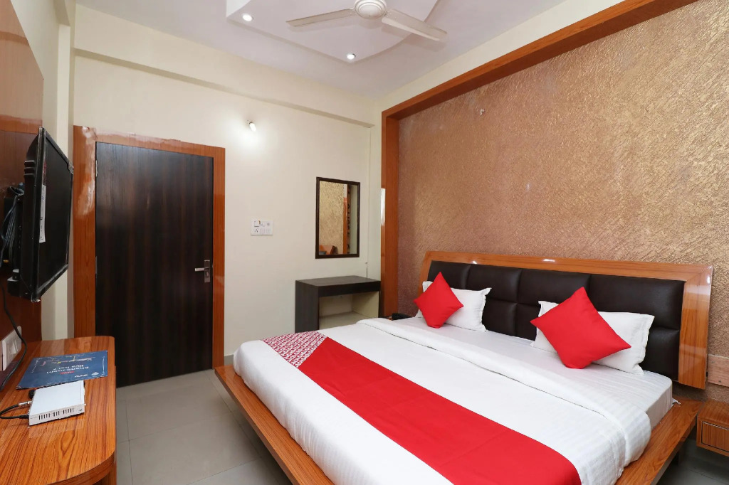 OYO 36212 Hotel Shubhkamna