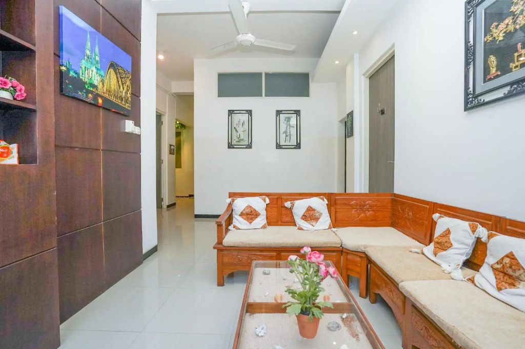Central City Family Residence by OYO Rooms