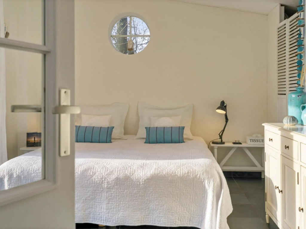 Beautiful holiday home in Kortgene with garden