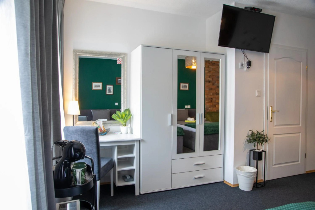 Rooms BAUMAN