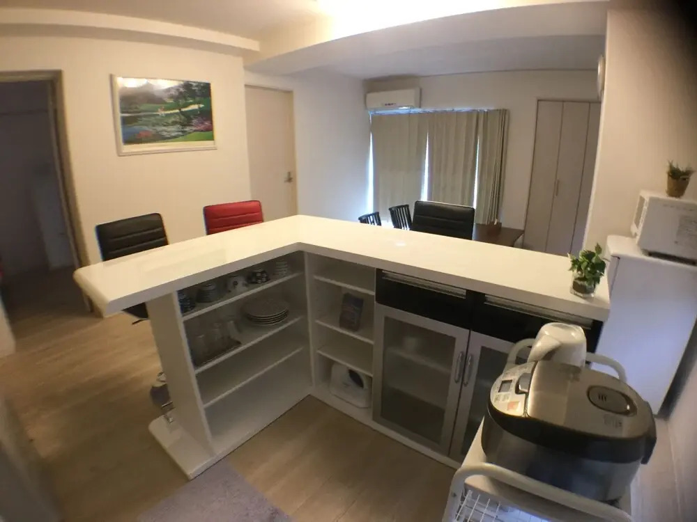 Intercity Osaka Service Apartment