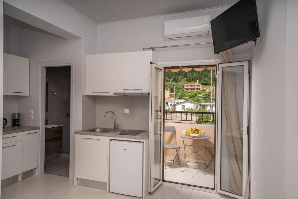 Marys Studios & Apartment
