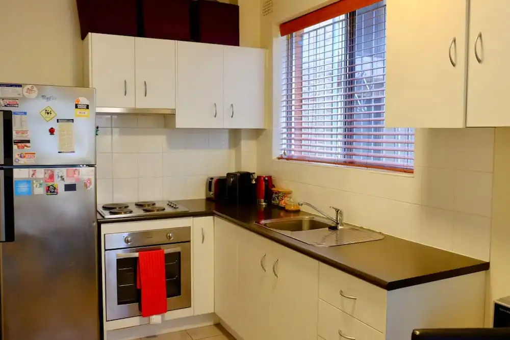 Cozy Marrickville Apartment Near Centre
