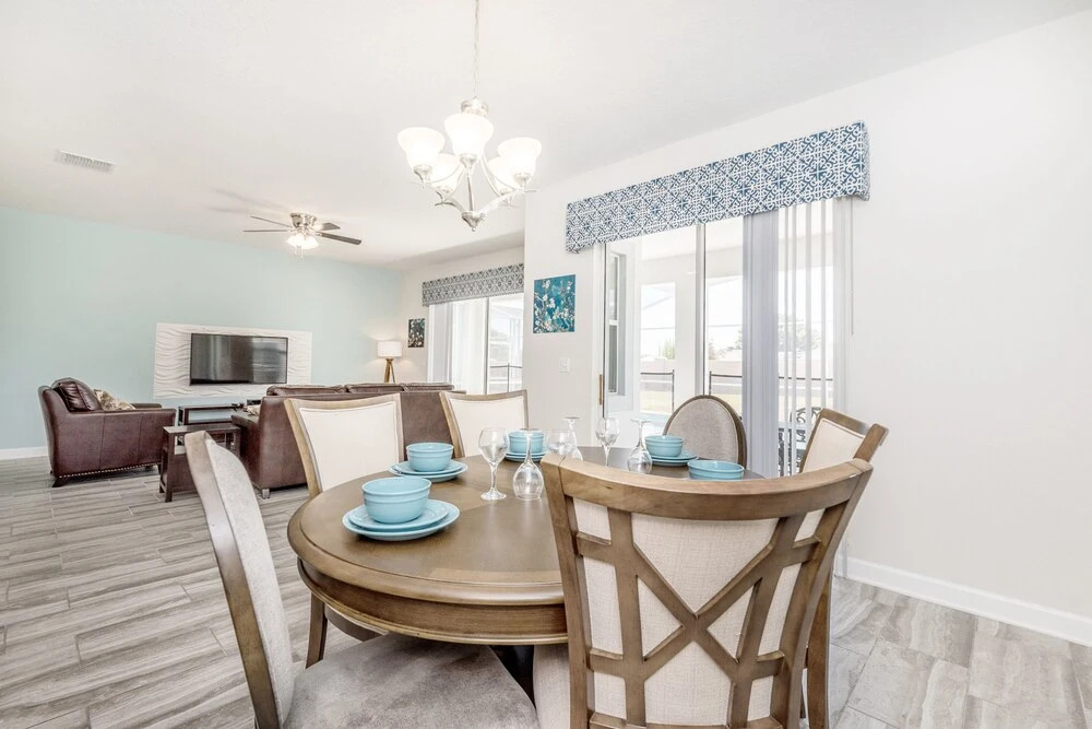 1614 Moon Valley Drive