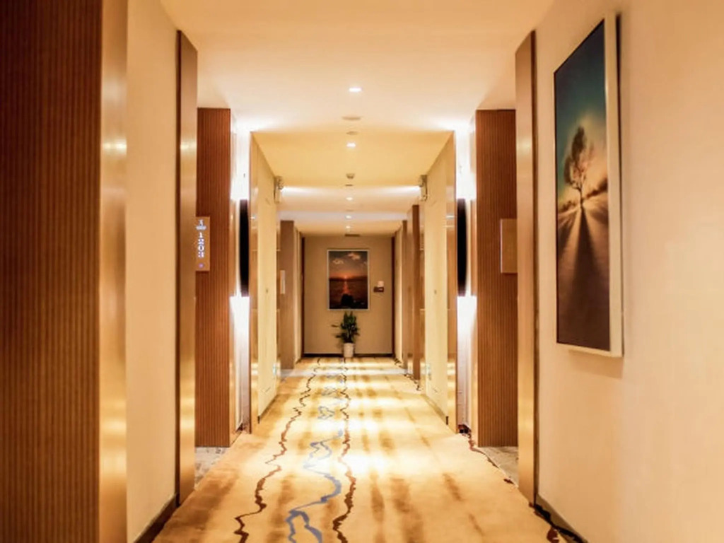 Vienna International Hotel Wuhan Jiedaokou Branch