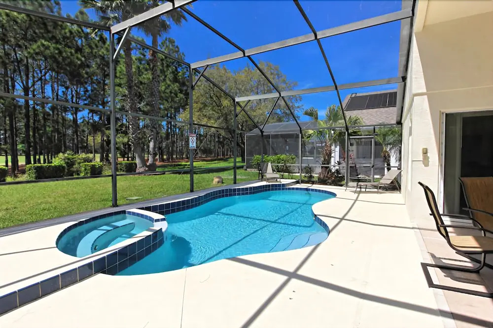 847 Troon Circle