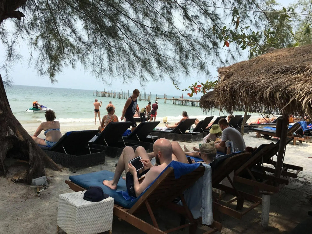 Mary Beach Bungalows