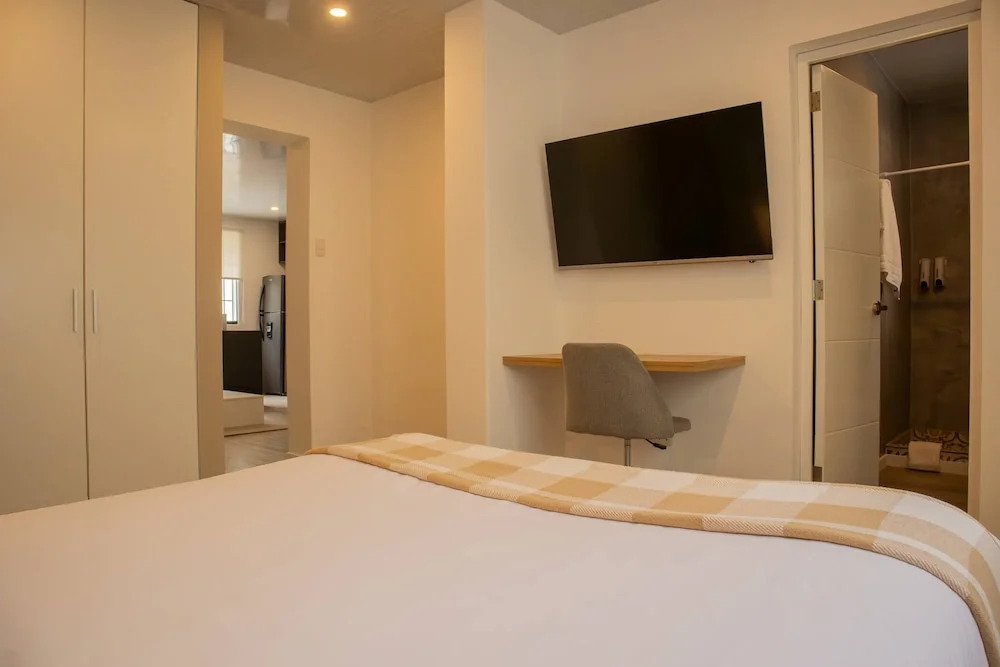w Impressive 5BR w Terrace in Miraflores