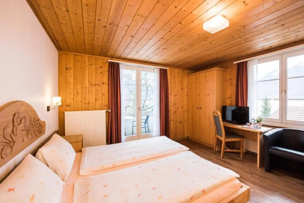 Hotel Brienzerburli