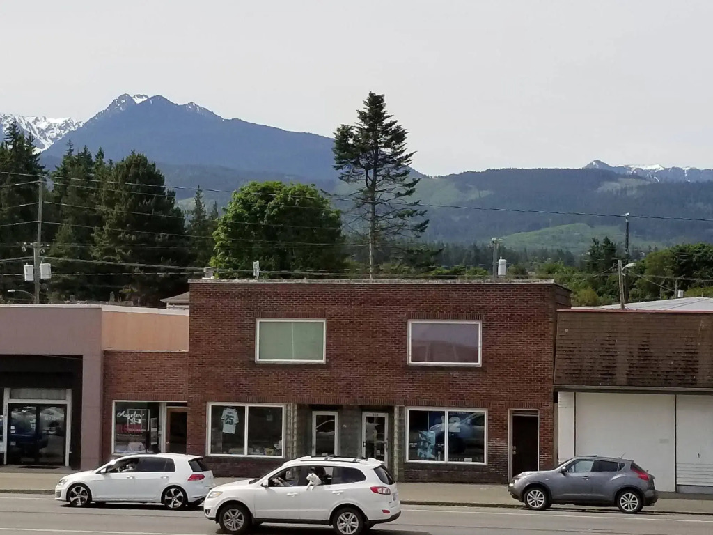 The Royal Victorian Motel