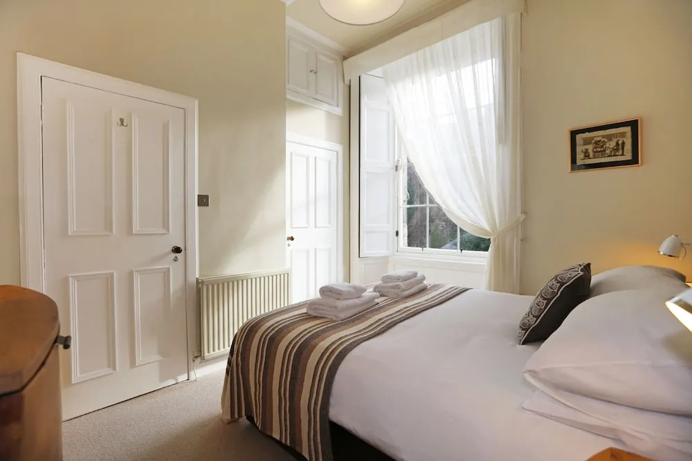 Modern Luxury City Apartment Edinburgh