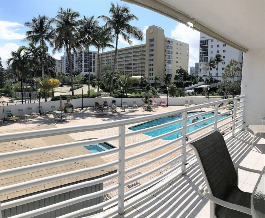 Le Frontenac 210 by Go Florida Condo Sunny Isles