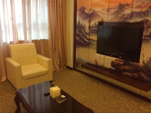 Xinyang Sunny Hotel