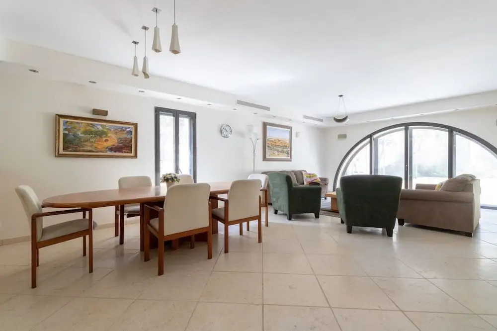 Family Apt & Garden in David's Village by FeelHome