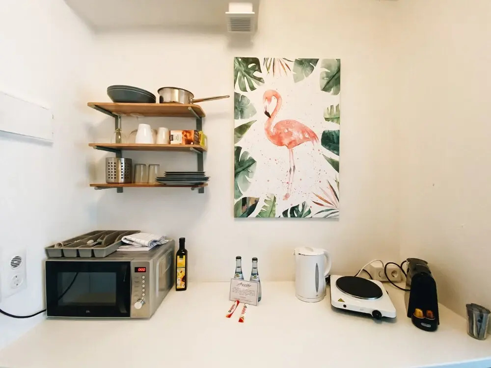 Apollo Apartments