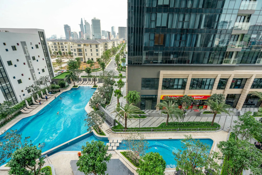Urban House Saigon - Golden River