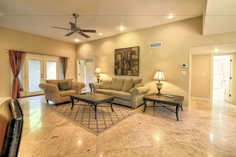 Palm - 4 Bedroom Home - Scottsdale