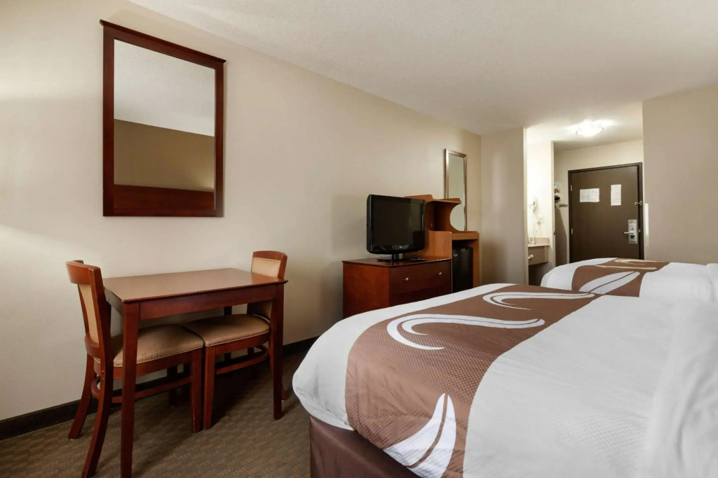 Quality Inn Hays I-70