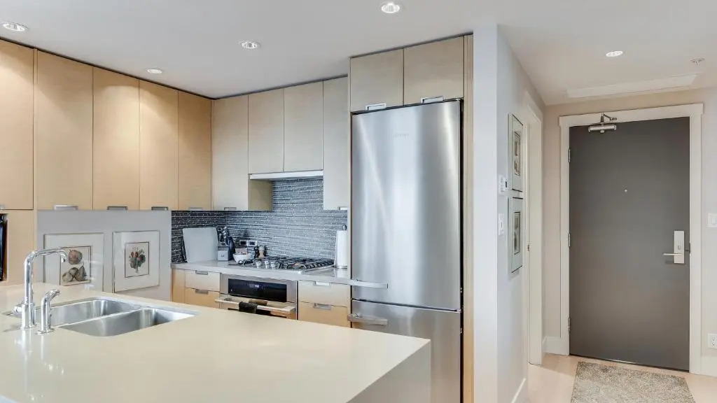 *Prestigious Promontory 2 bedroom w/Ocean Views