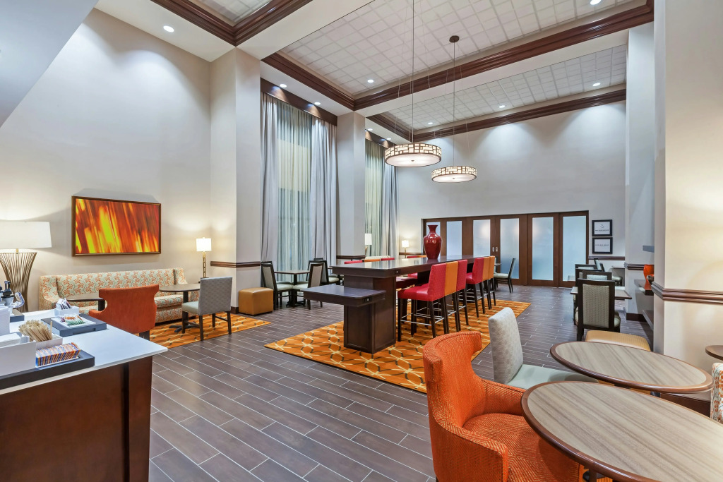 Hampton Inn & Suites Houston I-10 West Park Row, Tx