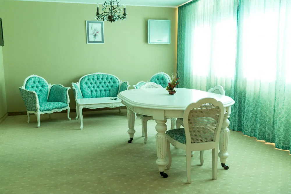 Classic Inn Hotel