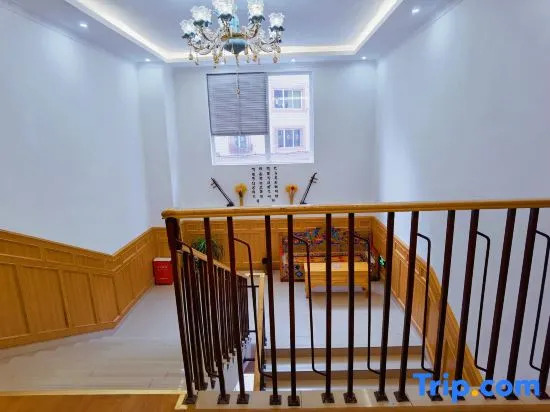 Yajiang Yangga Impression Hotel