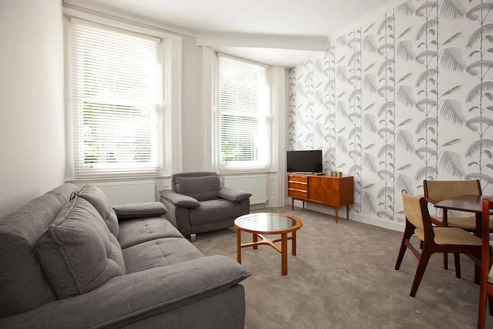 Regents Style 1 Bedroom Apartment