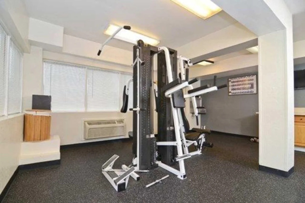 stayAPT Suites Alexandria-Fort Belvoir