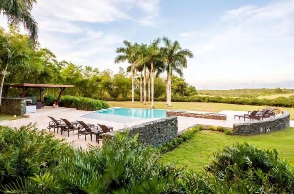 Oasis Casa Condo