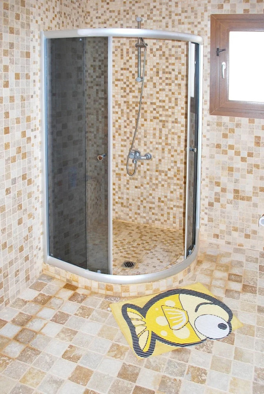 House With 4 Bedrooms in Kuşadası, With Private Pool and Enclosed Garden - 2 km From the Beach