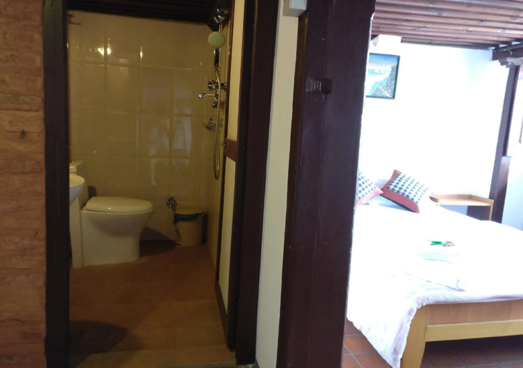 Hiranya Guest House