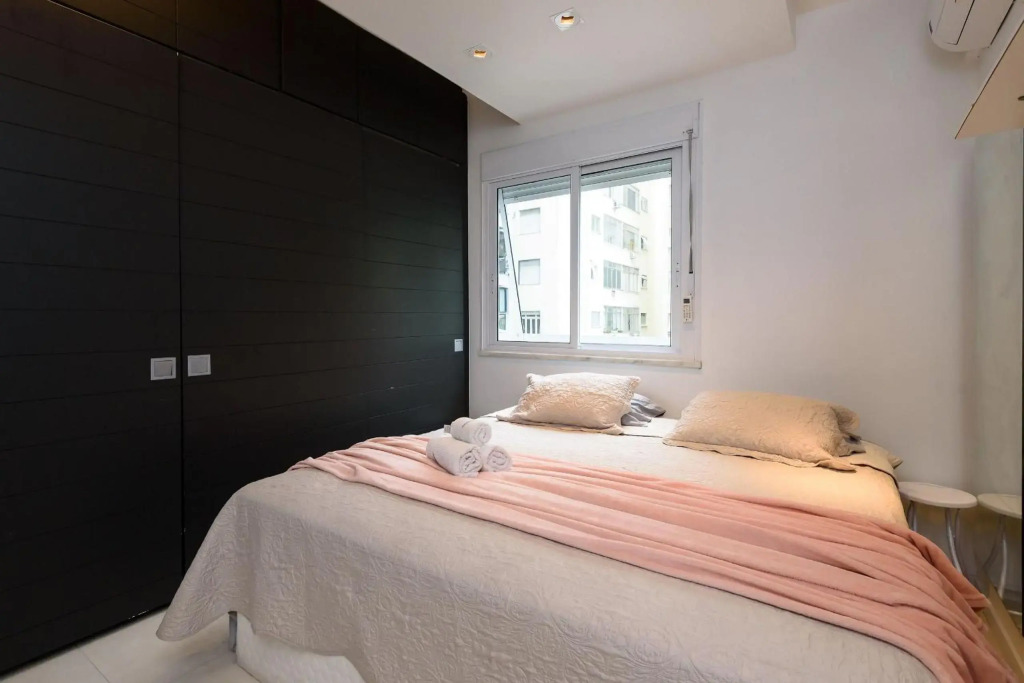 Apartamento de Luxo 500m da Praia de Copacabana e Ipanema e do Metro