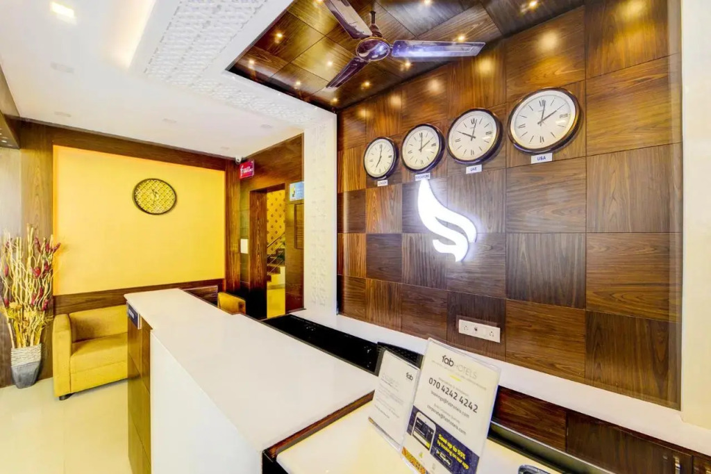 FabHotel Sky Bay Residency
