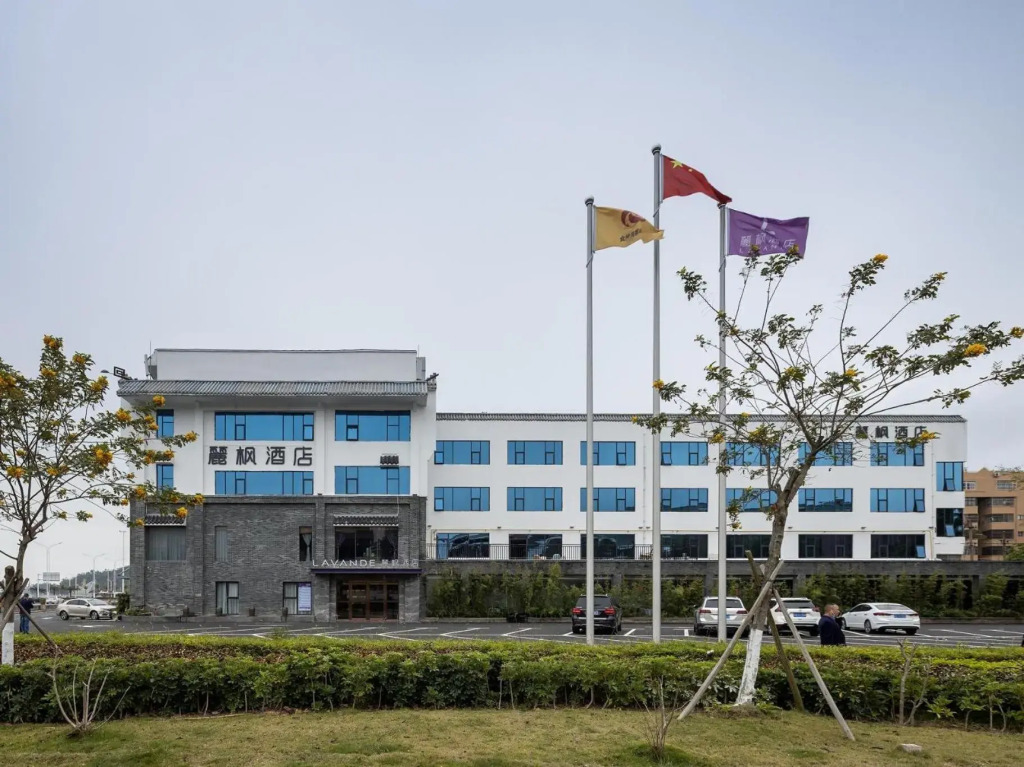 Lavande Hotel (Zhuhai Qinglv North Road Tangjiawan Beach)