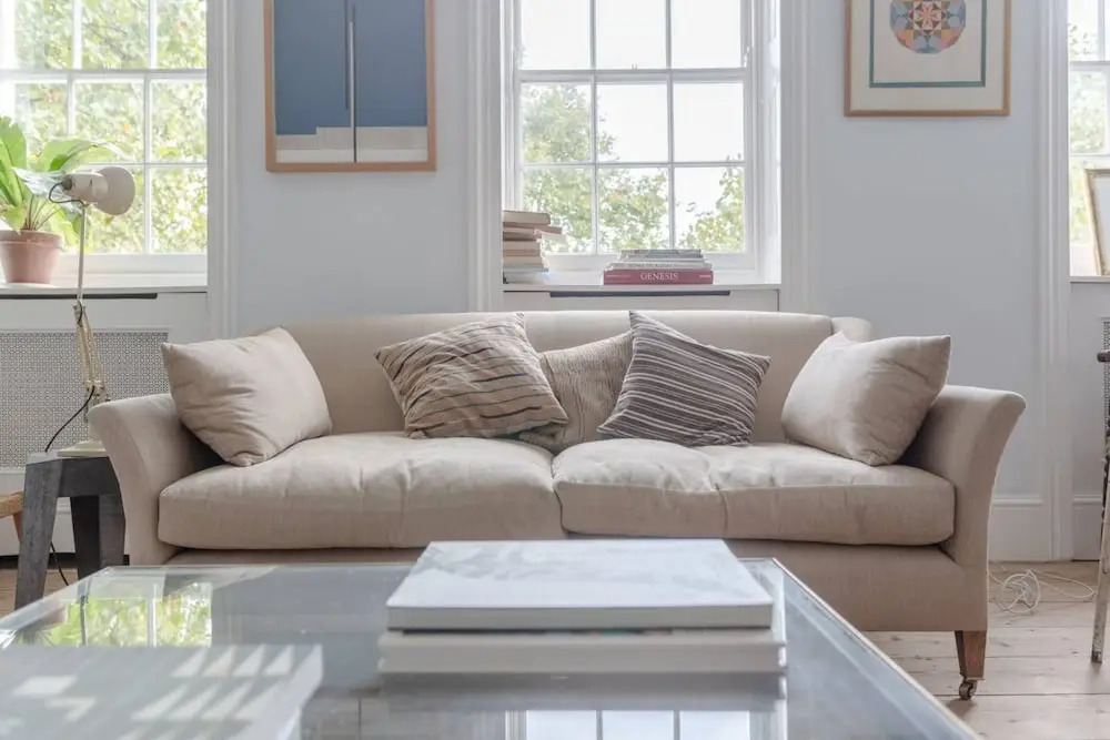 Spacious and Colourful 2 Bedroom Flat in Lambeth