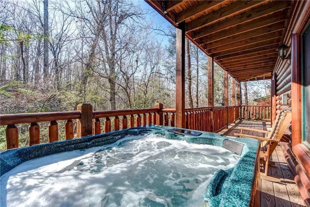 Mountain Dreams II 3 Bedroom Home with Hot Tub