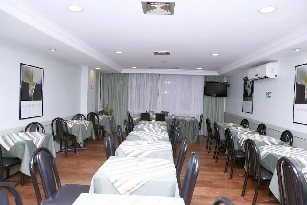 Hotel Plaza Apolo