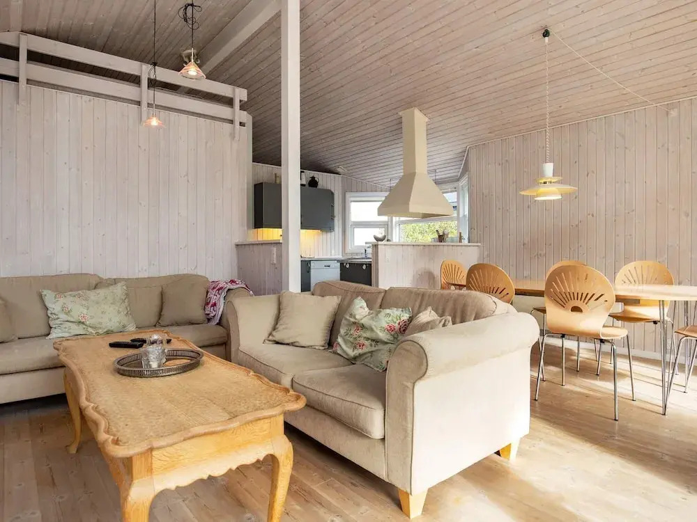 8 Person Holiday Home in Frorup-by Traum