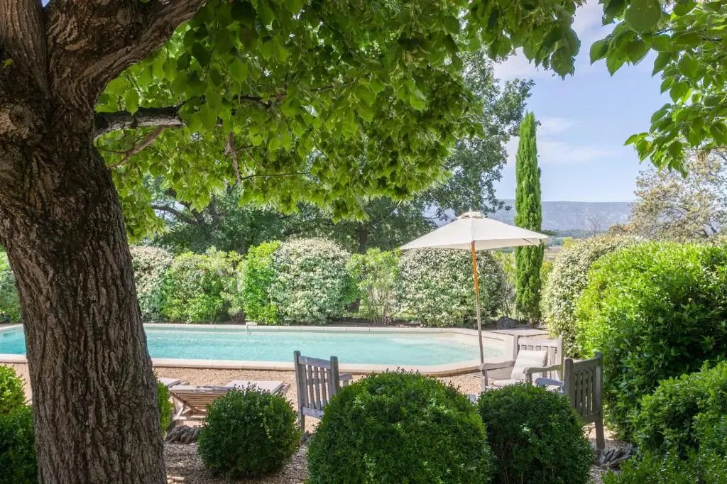 Les Beaumettes, villa provençale à deux pas de Gordes